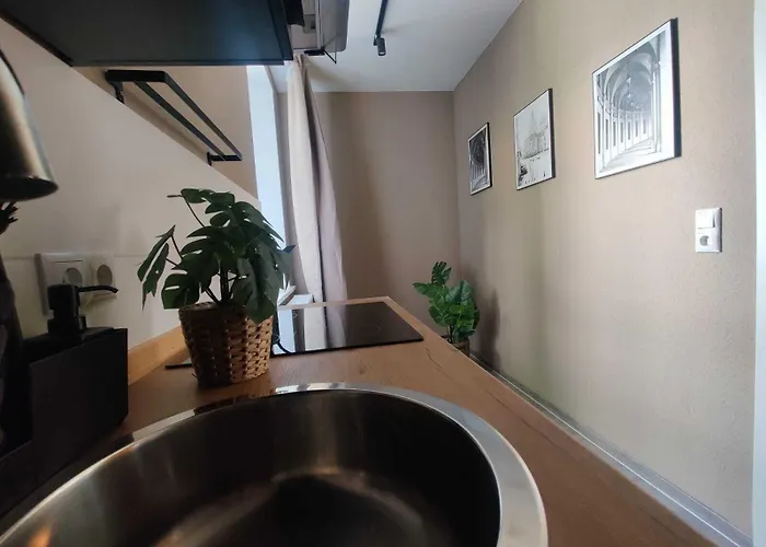 Luga Homes - Karli Appartement *